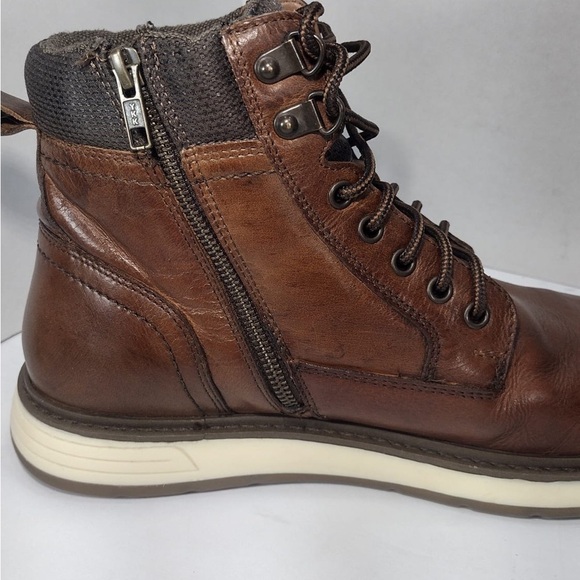 CR NiKAM Men\'s Brown Leather Boots size 10 pre owned Exellent condition